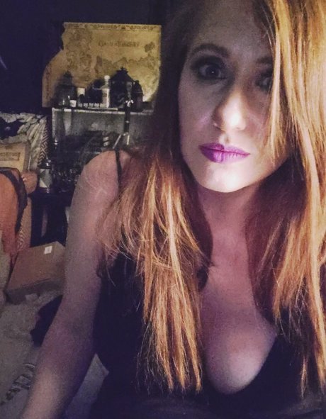 Rawrist star erotic galleries