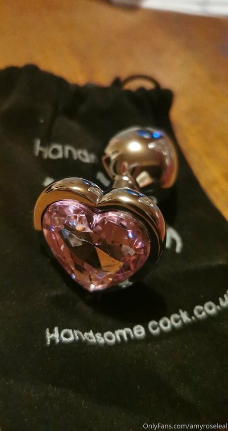 amyroseleal model pretty images