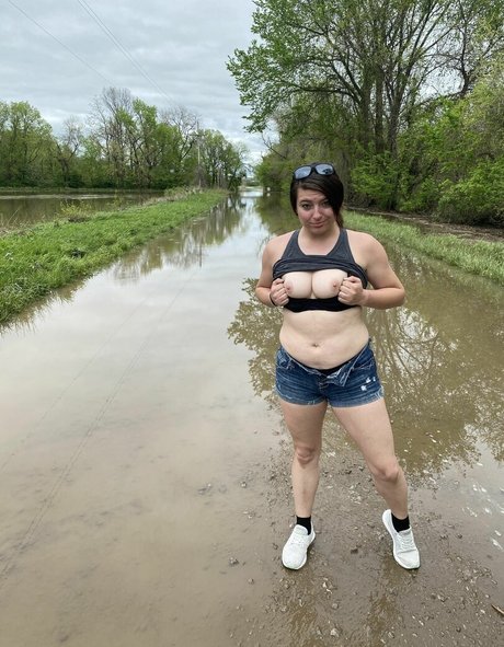 Alexa Vatel model adult picture