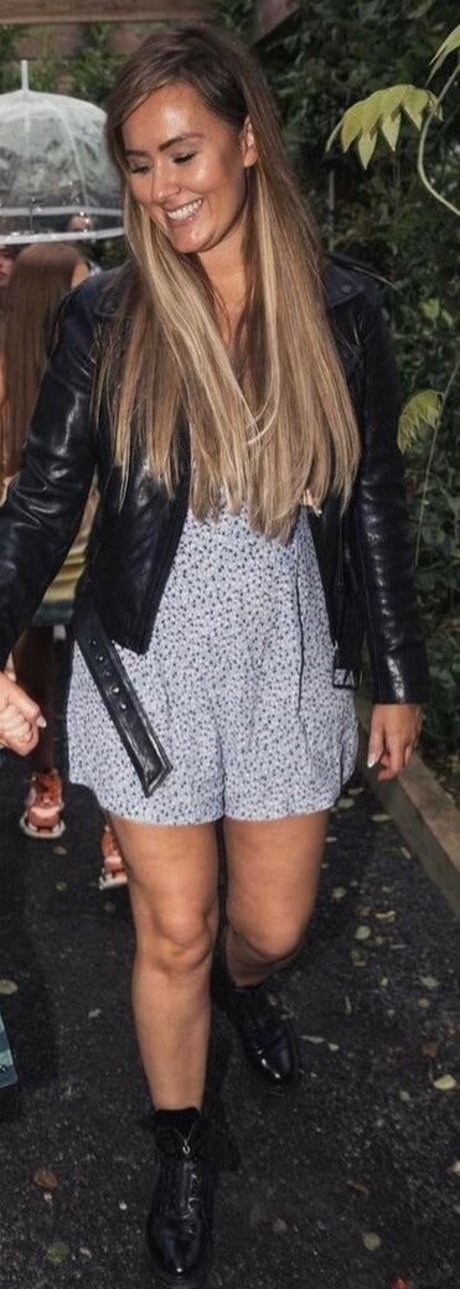 Dee Devlin art star galleries