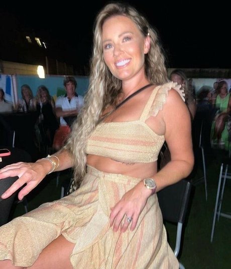 Dee Devlin top actress pics