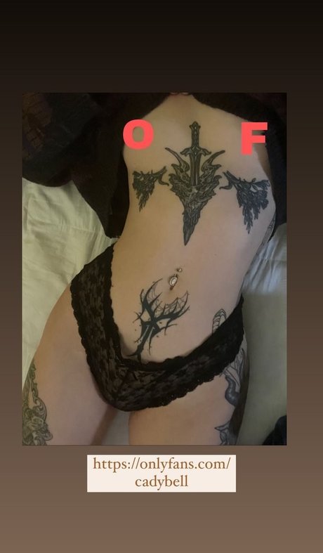 Cadybell nude model photo