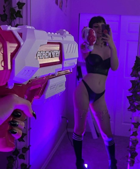 PeachyFry pornstar pretty archive