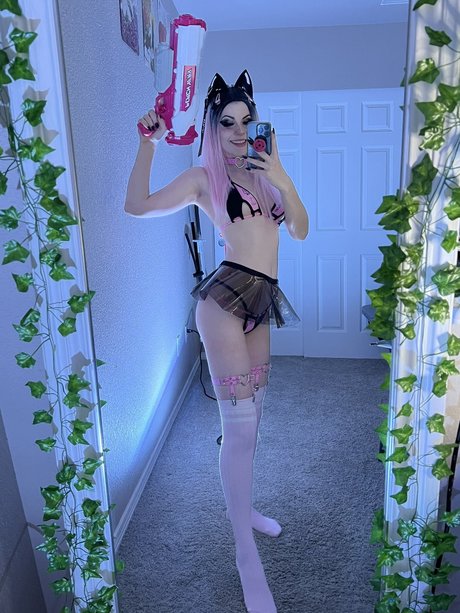 PeachyFry adult actress archive