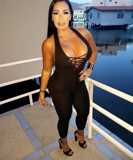 Carolina Luna star perfect img