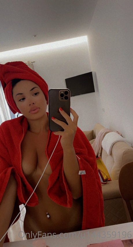 Redona Koci nudes star photos