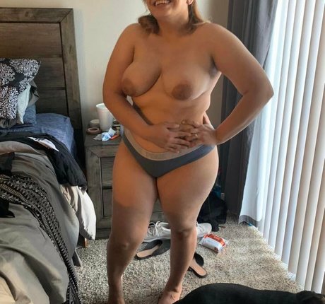 OnlyJojoForU star hot photo