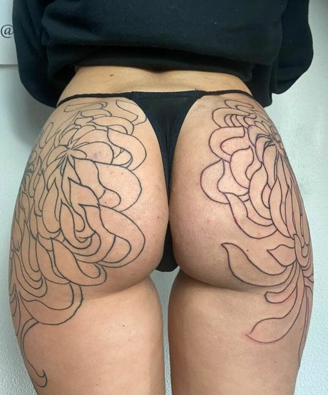 lilith sg star porn img