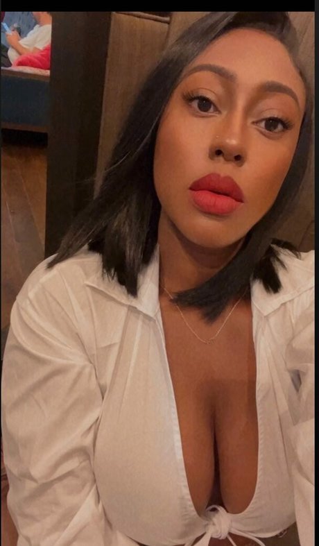 Milagrogramz erotic star image