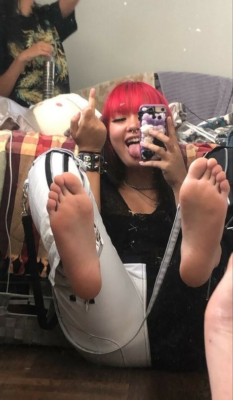 Snorlaxativez hd model photo