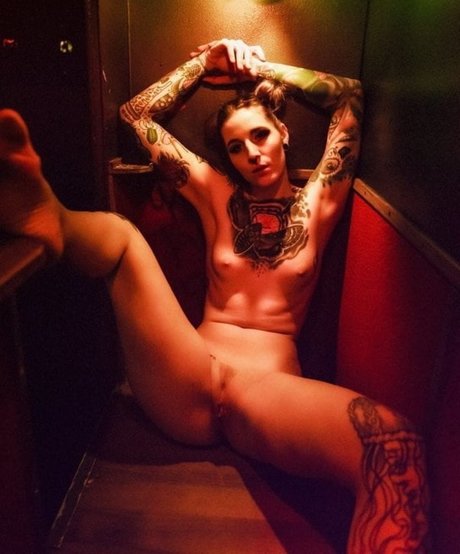 Lisa Rocketcock naked star pic