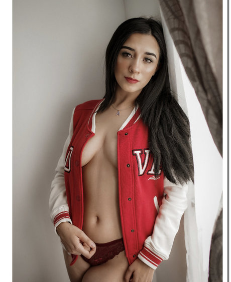 Ariadna Lorenzana model nudes pic