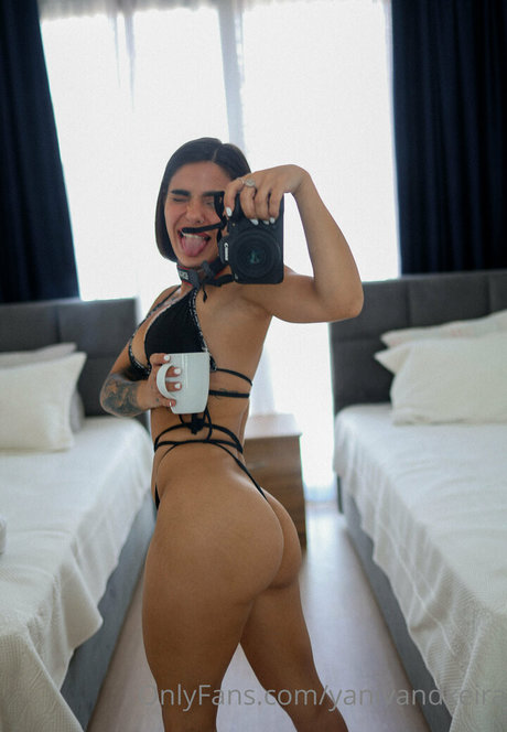 Jungle Girl model high quality photos