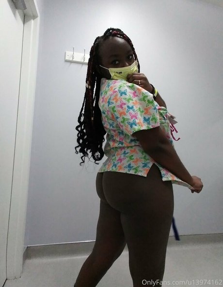 girlyvixxxen high quality star photo