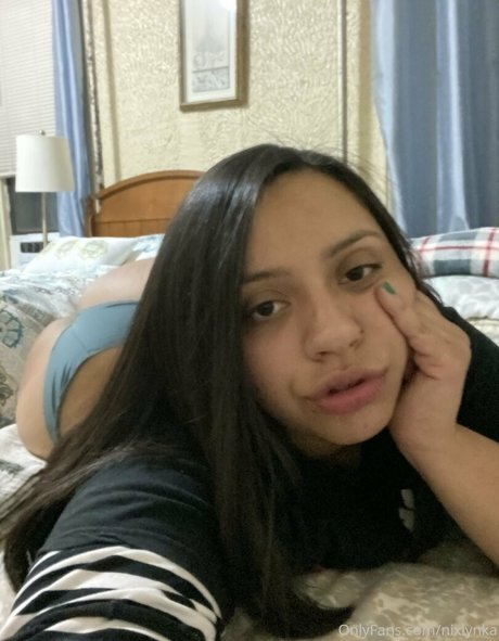 Nixlynka pornstar sexy photos