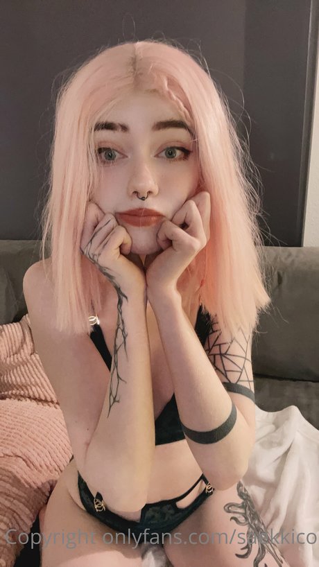 saekkico hot model image