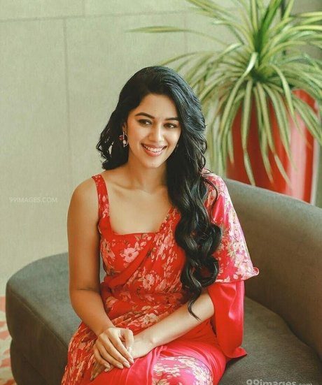 Mirnalini Ravi sex model pics