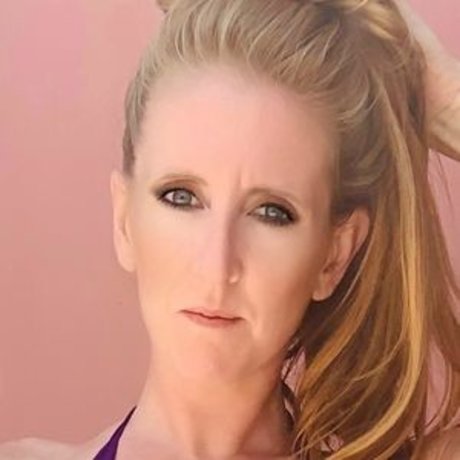 elliemay09 star sexy pictures