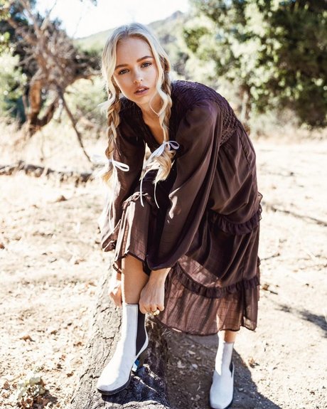 Julia Tychoniewicz pornstar exclusive photos