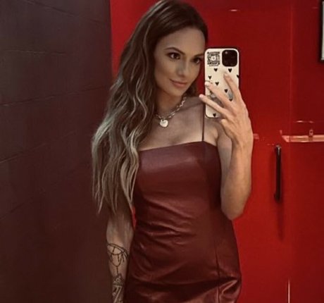 keepingupwkyla pornographic actress photo