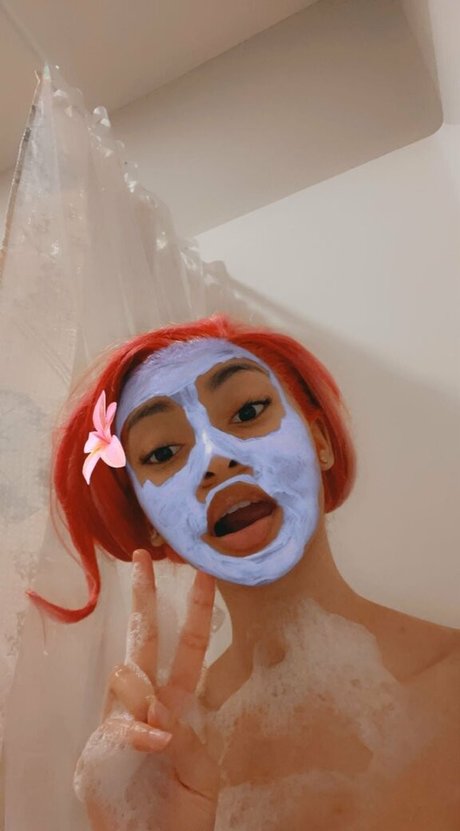 Wetcream star exclusive image