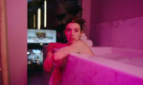 eringilfoy exclusive pornstar gallery