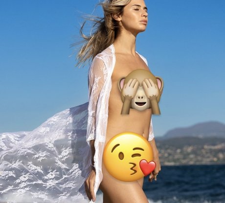 Giorgia Capa star art pictures