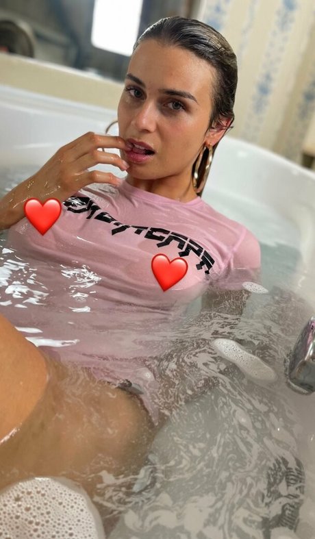 Giorgia Capa pornstar pretty photos