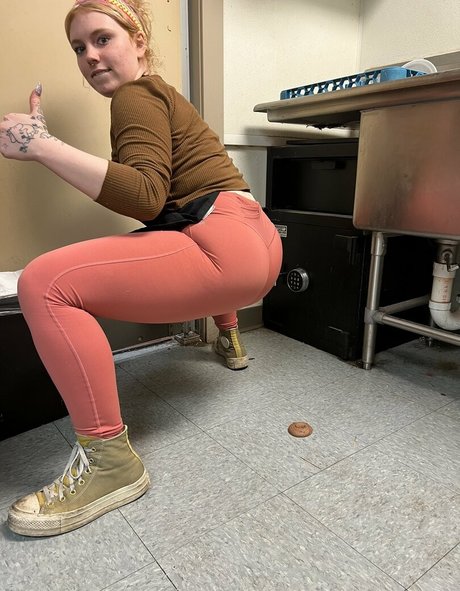 Izzyisdying beautiful model gallery