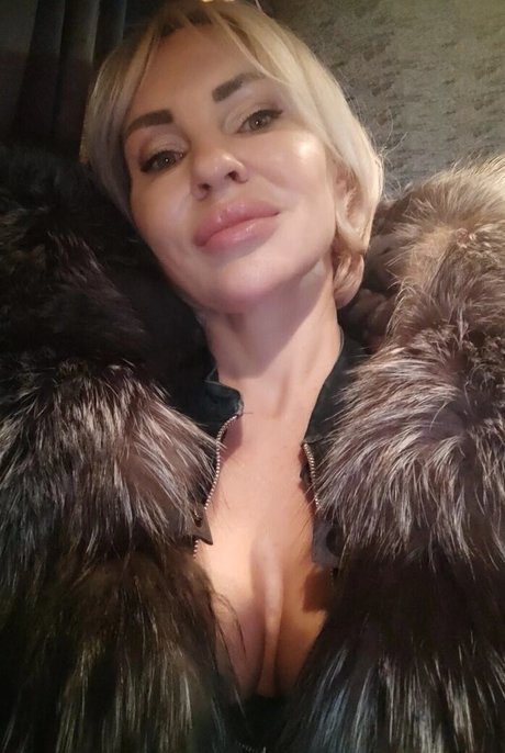 Hotnessi hd model photos