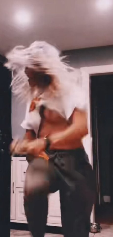 Barbiewants2hype best star img