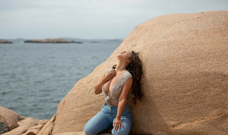 Pumalicious model exclusive images