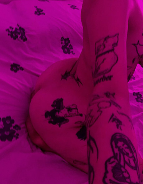 hardsentimentalz model porn galleries