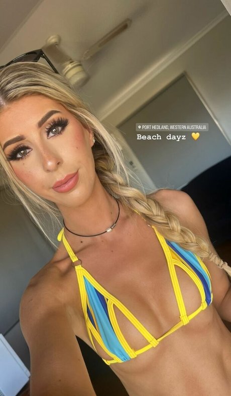 Sarah Jongeling pornstar hot pics