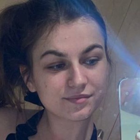 Chloe Thomas star perfect photos