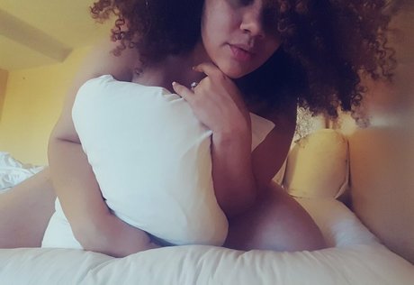 Beigewunder exclusive pornstar gallery