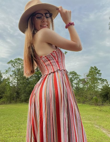 Idcitsangell star sexy pics