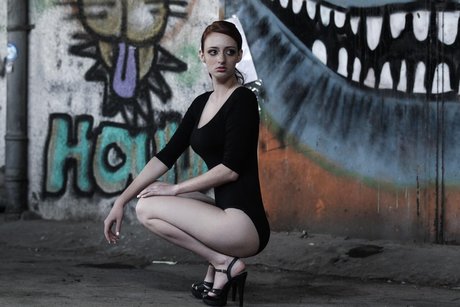 Liora Fin perfect model pictures