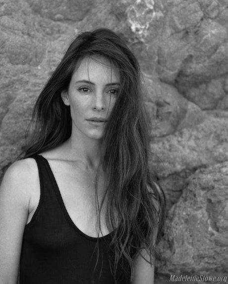 Madeleine Stowe nice actress pics