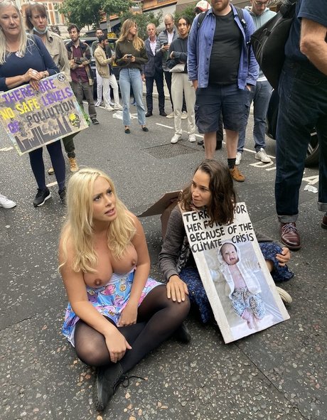 Laura Amherst exclusive pornstar images