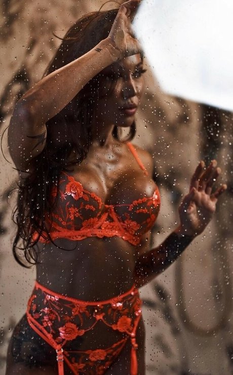 Jaearah free model photo