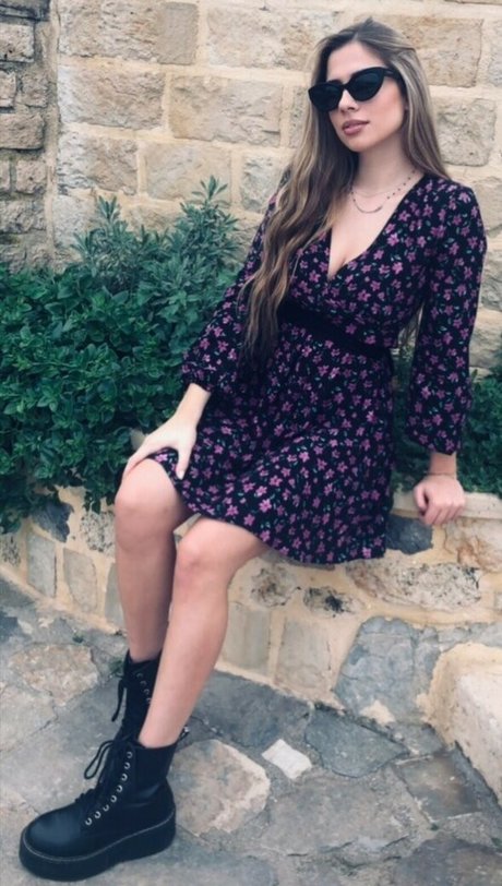 Dimitra Menegatou hd model pics