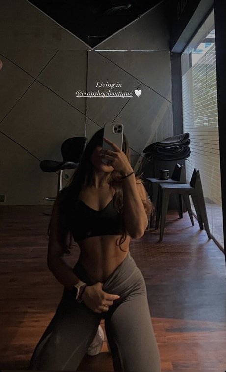 Unnati Patwa star porn photo