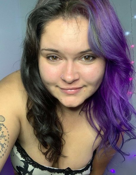 SkyebellaXXX model perfect img