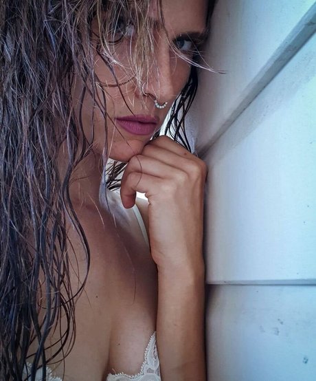 Sieren__Pole adult model photo