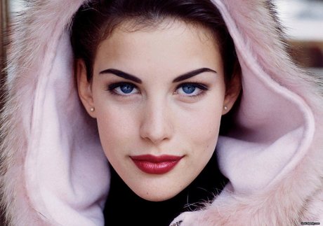 Liv Tyler sexy star archive