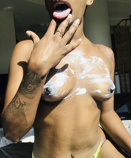 Darling Nicky adult star pic