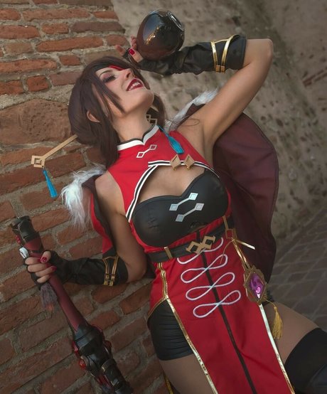 MiikhyDeafening nude model pic