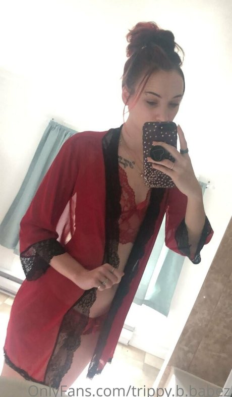 Trippy Baez hd actress pictures