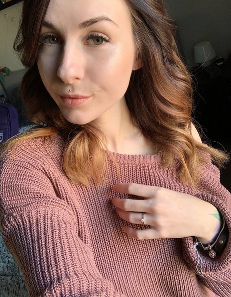 romisu free actress img